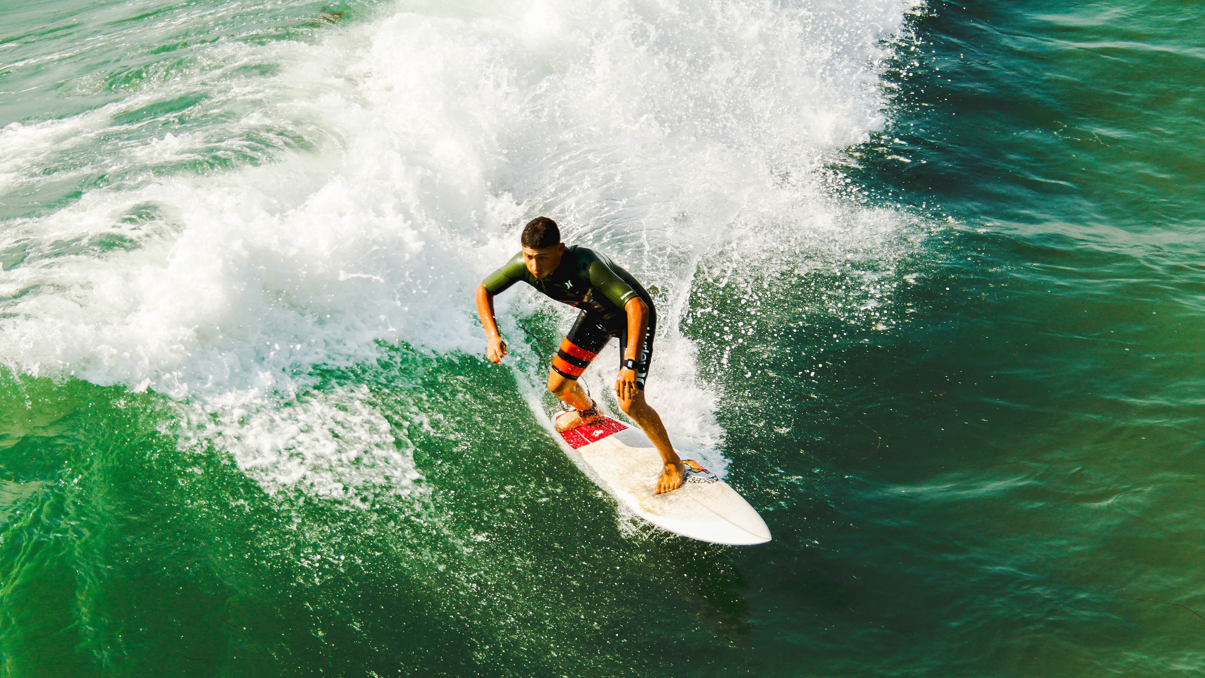 爱游戏体育-亚特兰大队员连续精彩表现，引领战绩，亚特兰大队主帅