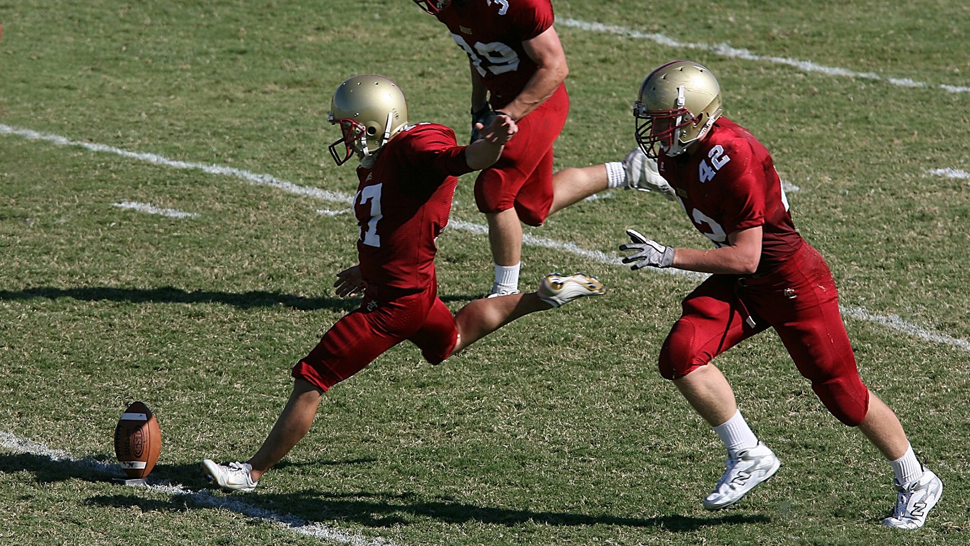 AYX体育-史上最“燃”关键三分：哪一球让现场沸腾？